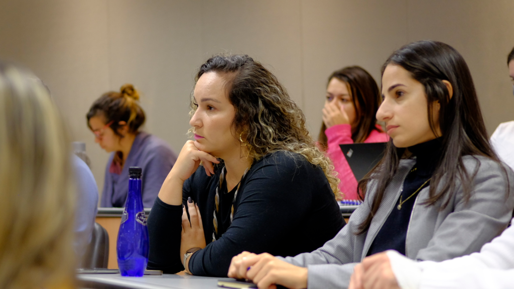 Capa Mulheres na Liderança