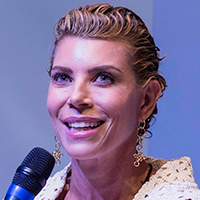Prof. Carolina Strobel