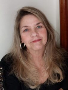 BETTY BACEN copia - Betty Grabman