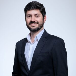 Gustavo Tavres CV - Gustavo Moreita Tavares