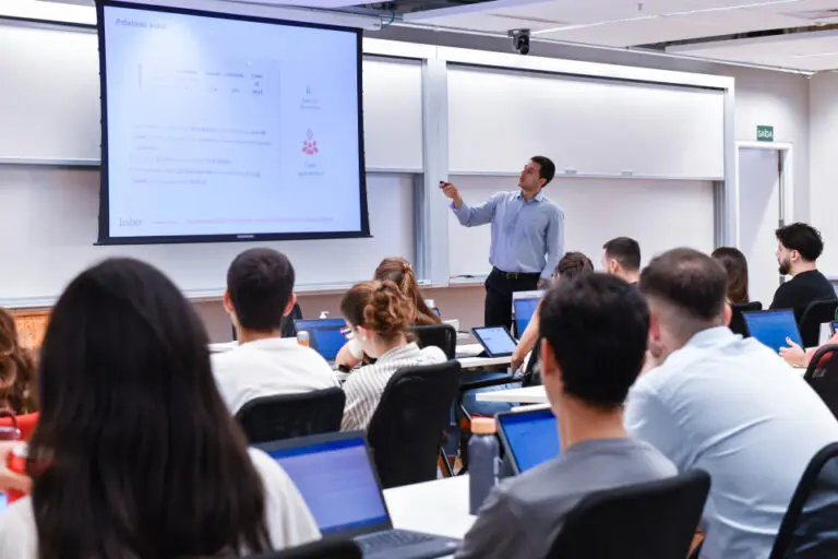 INSPER Alunos 888 - C-LEAD – Programa de Formação e Alta Performance Executiva